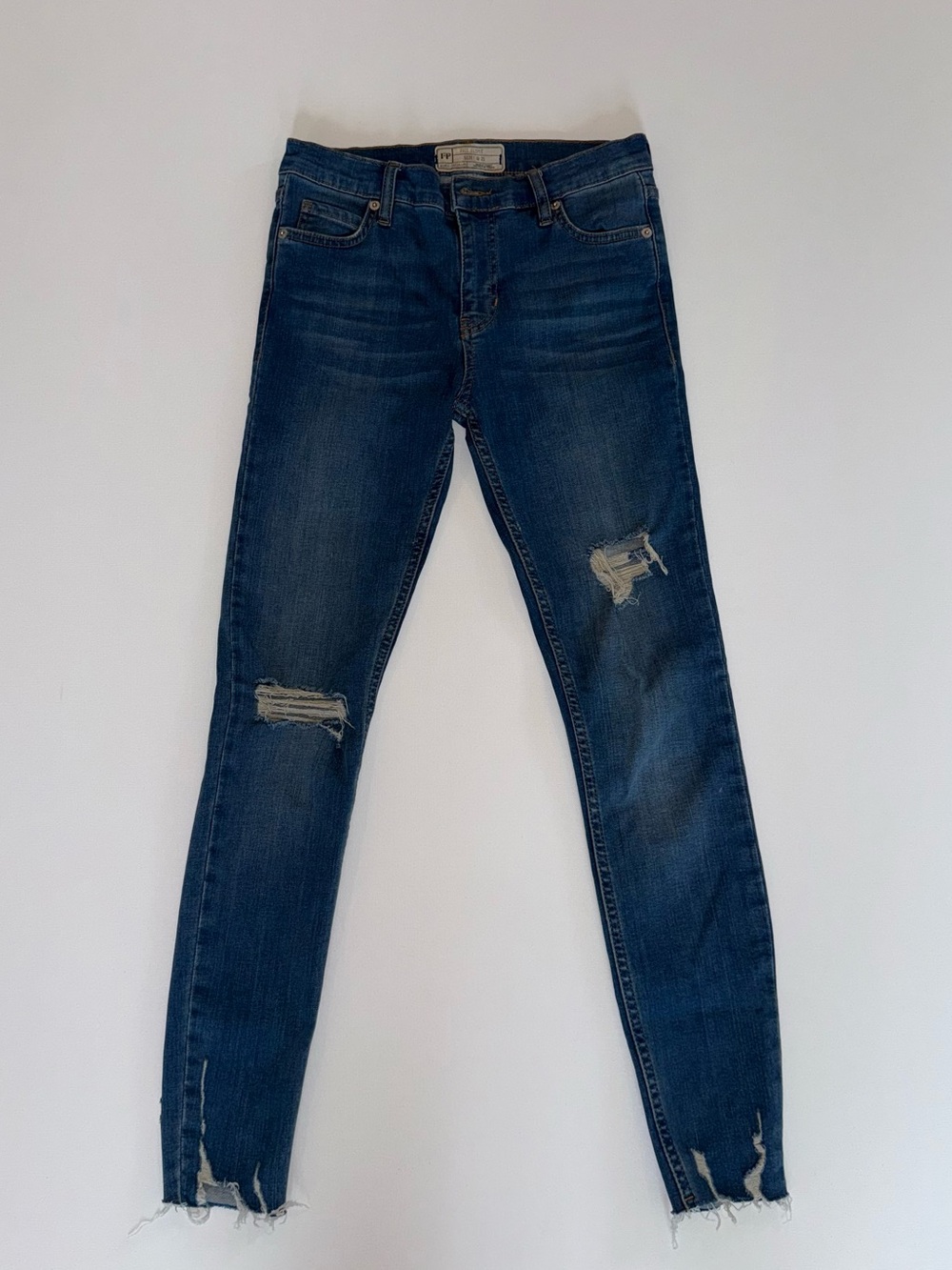 Free People Women 25 Distressed Skinny Jeans Blue Ripped Raw Hem Stretch Denim